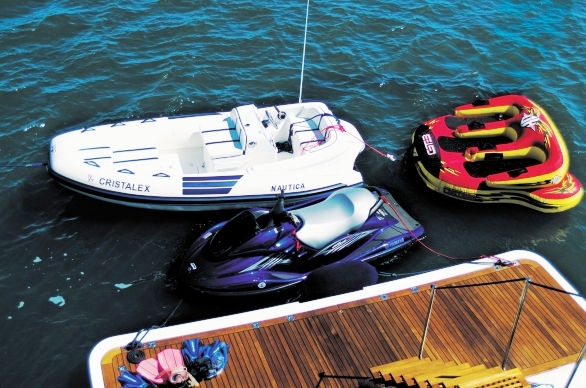 Yacht CRISTALEX -  Swim Platform and Toys.jpg
