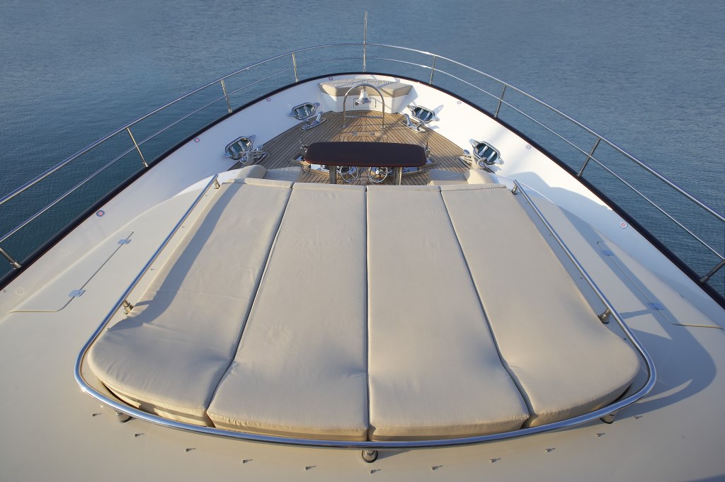 Yacht CYRUS ONE -  Foredeck sunpads.jpg
