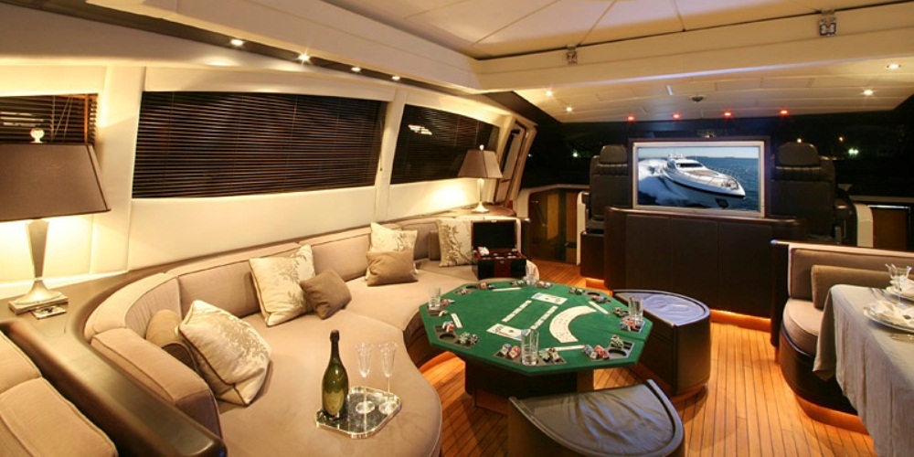 Yacht DELHIA -  Main Salon Seating.jpg