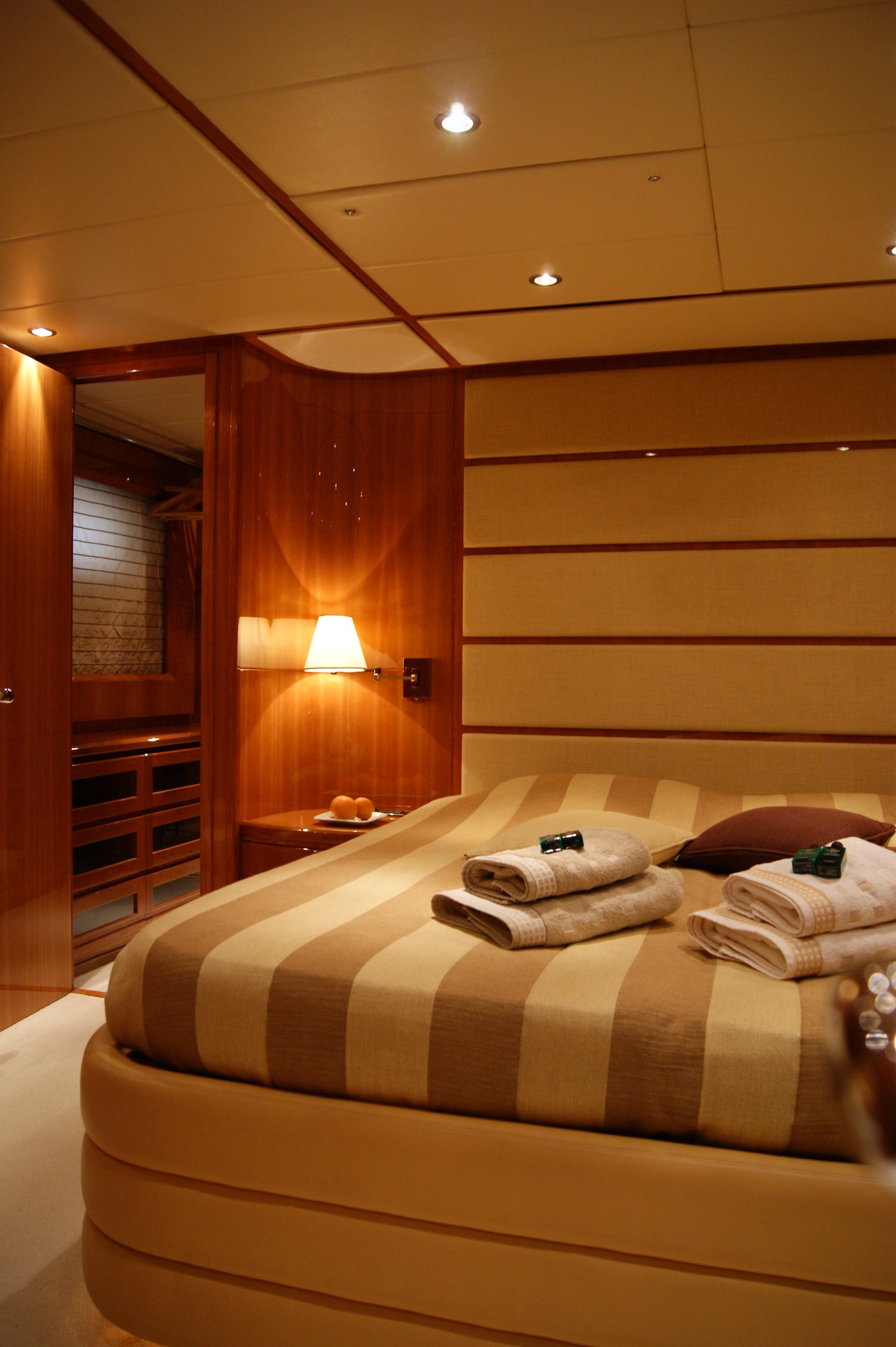 Yacht DILIAS -  Master Cabin 2.jpg