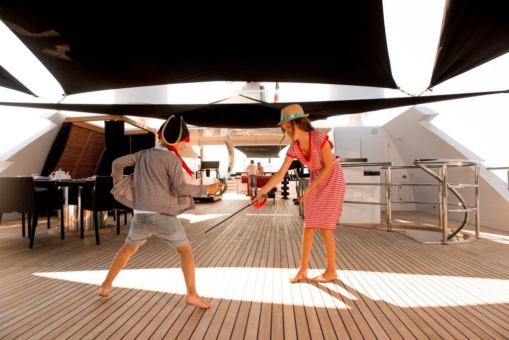 Yacht IDOL -  Sundeck.jpg
