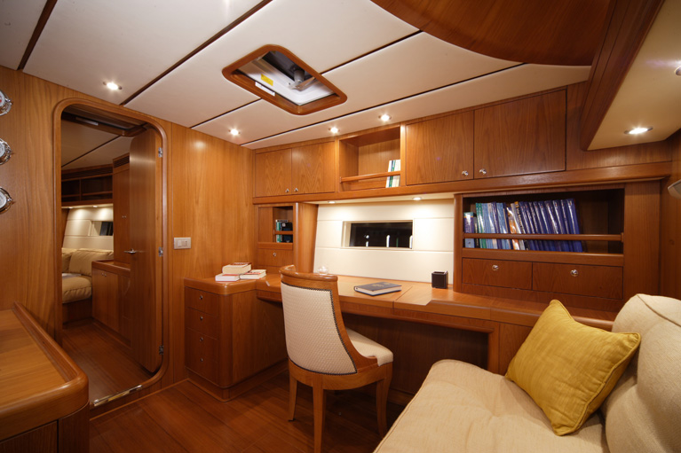 Yacht ILLUSION OF THE ISLES -  Master study.jpg