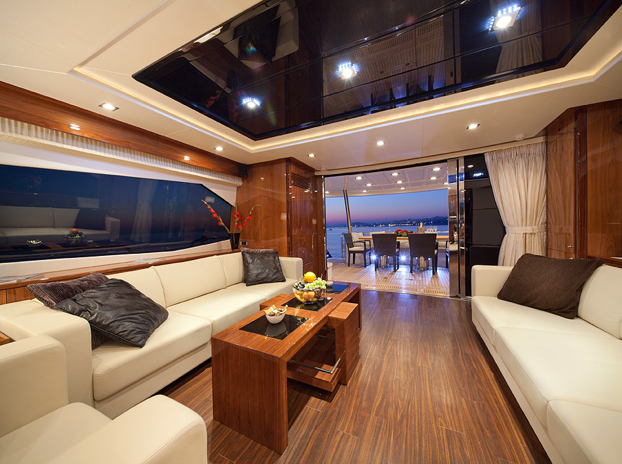 Yacht IMAI -  Salon.jpg