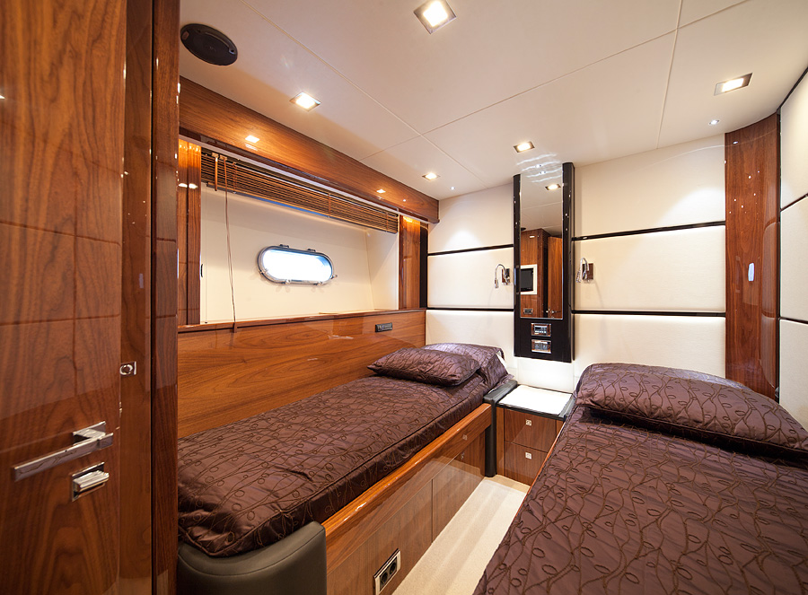 Yacht IMAI -  Twin Cabin.jpg