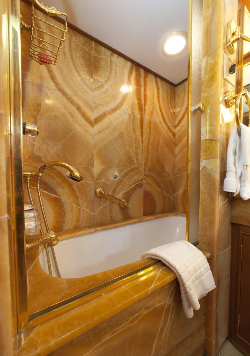 Yacht IMPETUOUS -  Master Bathroom.jpg