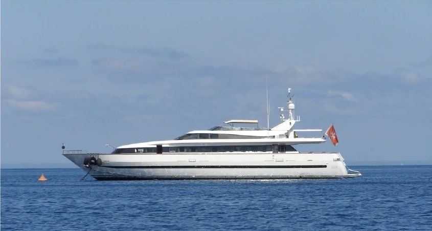 Yacht KENAYL -  Main.jpg
