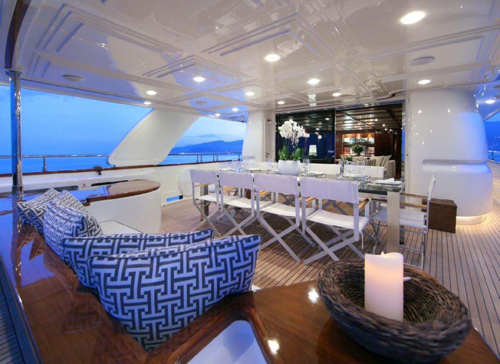 Yacht LADY SOUL -  Aft Deck.jpg