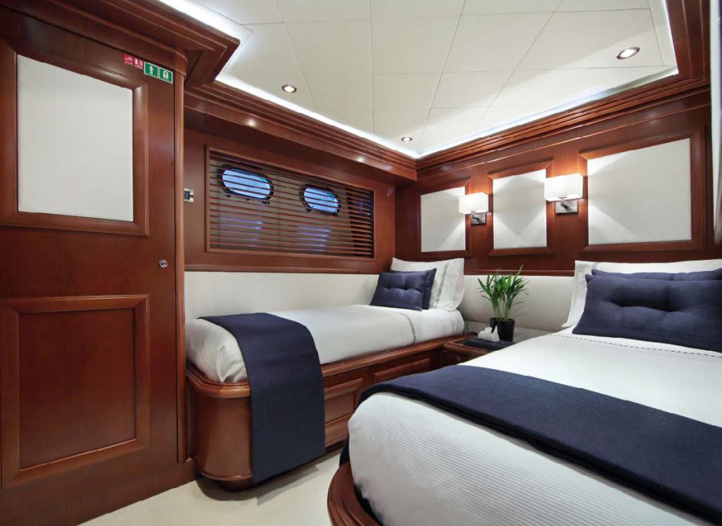 Yacht LADY SOUL -  Twin Cabin 2.jpg