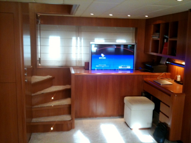Yacht LAST CHANCE -  Lower Salon 2.jpg