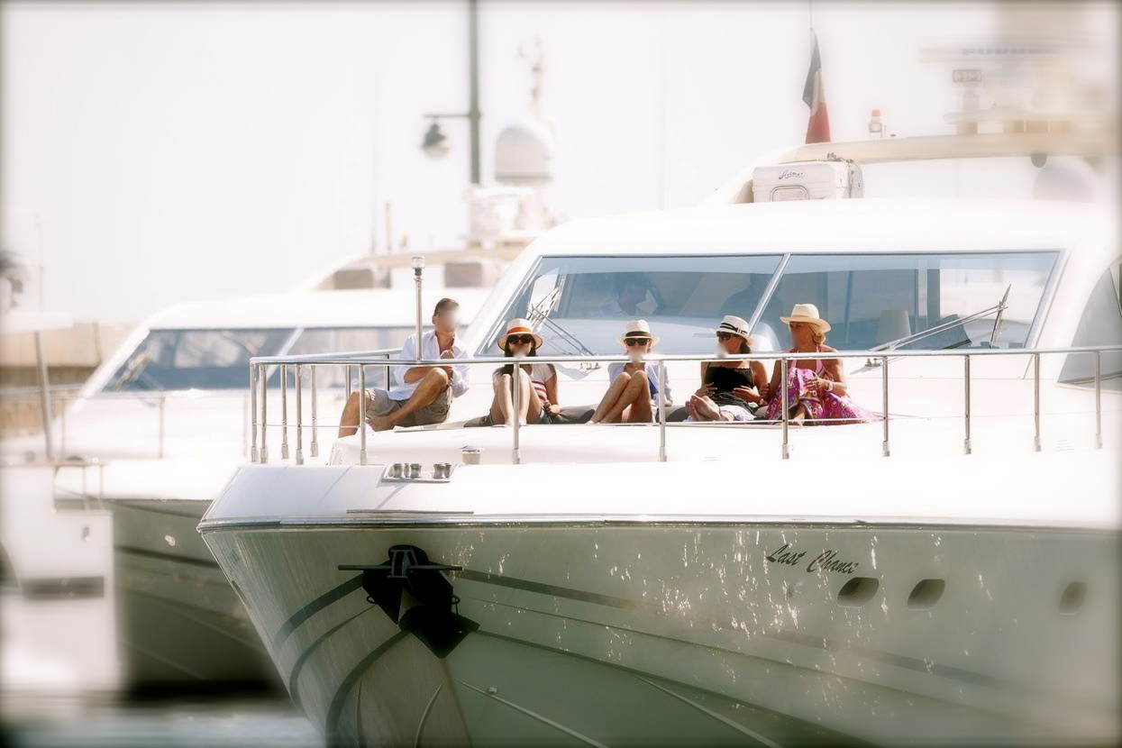 Yacht LAST CHANCE -  Relaxing in port.jpg