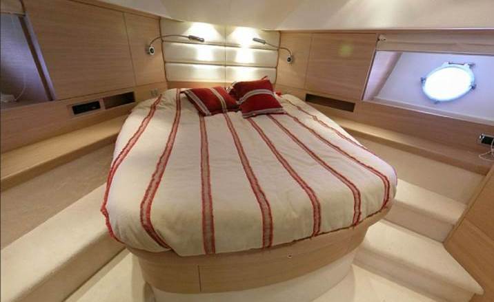 Yacht LUCIGNOLO -  VIP Cabin.jpg