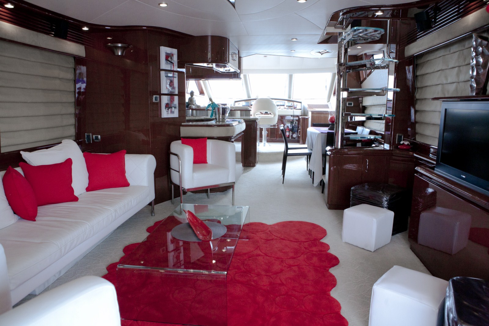 Yacht LUDI -  Salon.jpg