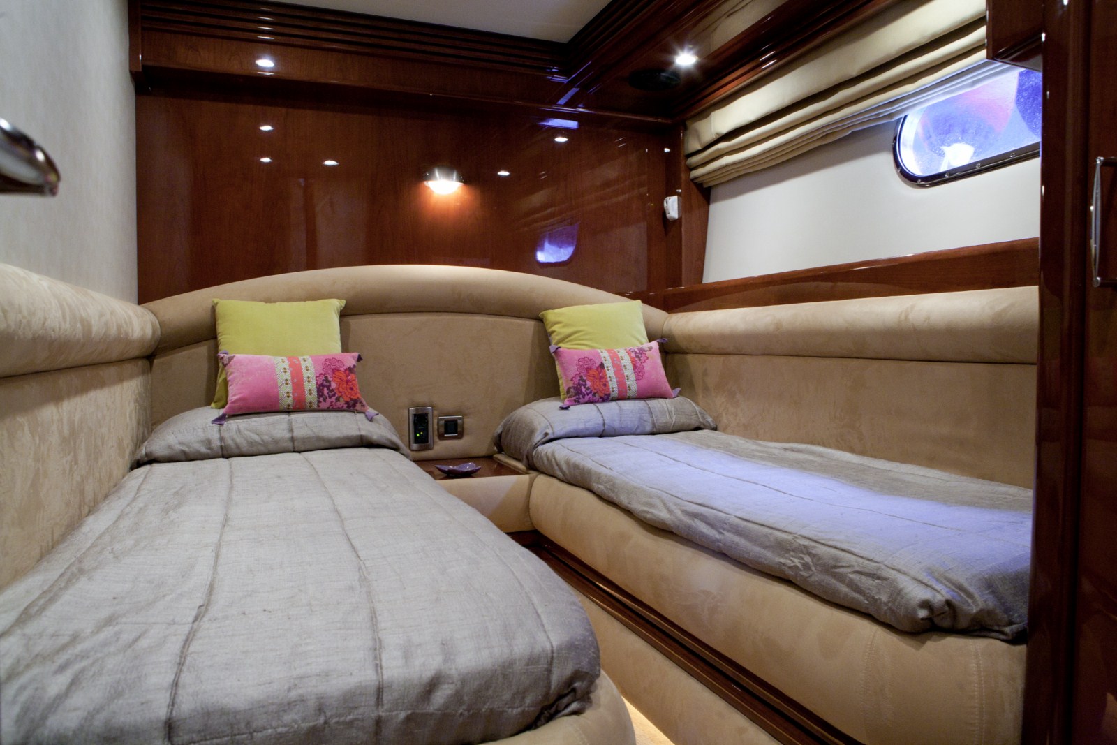 Yacht LUDI -  Twin Cabin.jpg