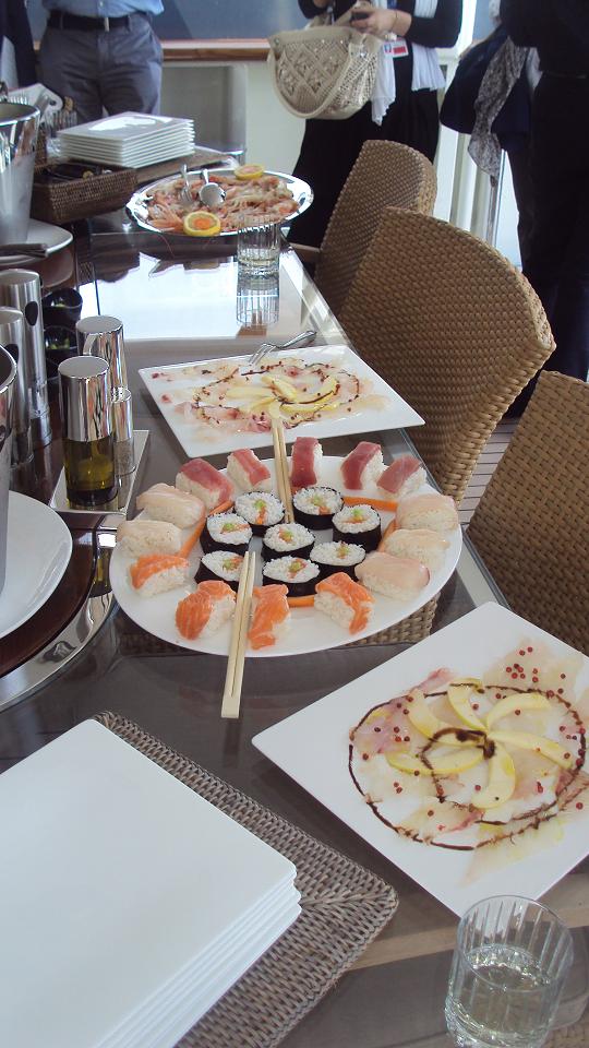 Yacht MASTIFF -  Cuisine onboard.jpg