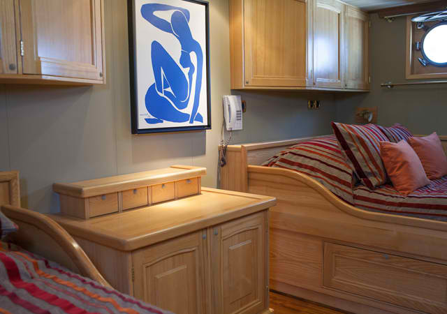 Yacht MEPHISTO -  Master Cabin.jpg