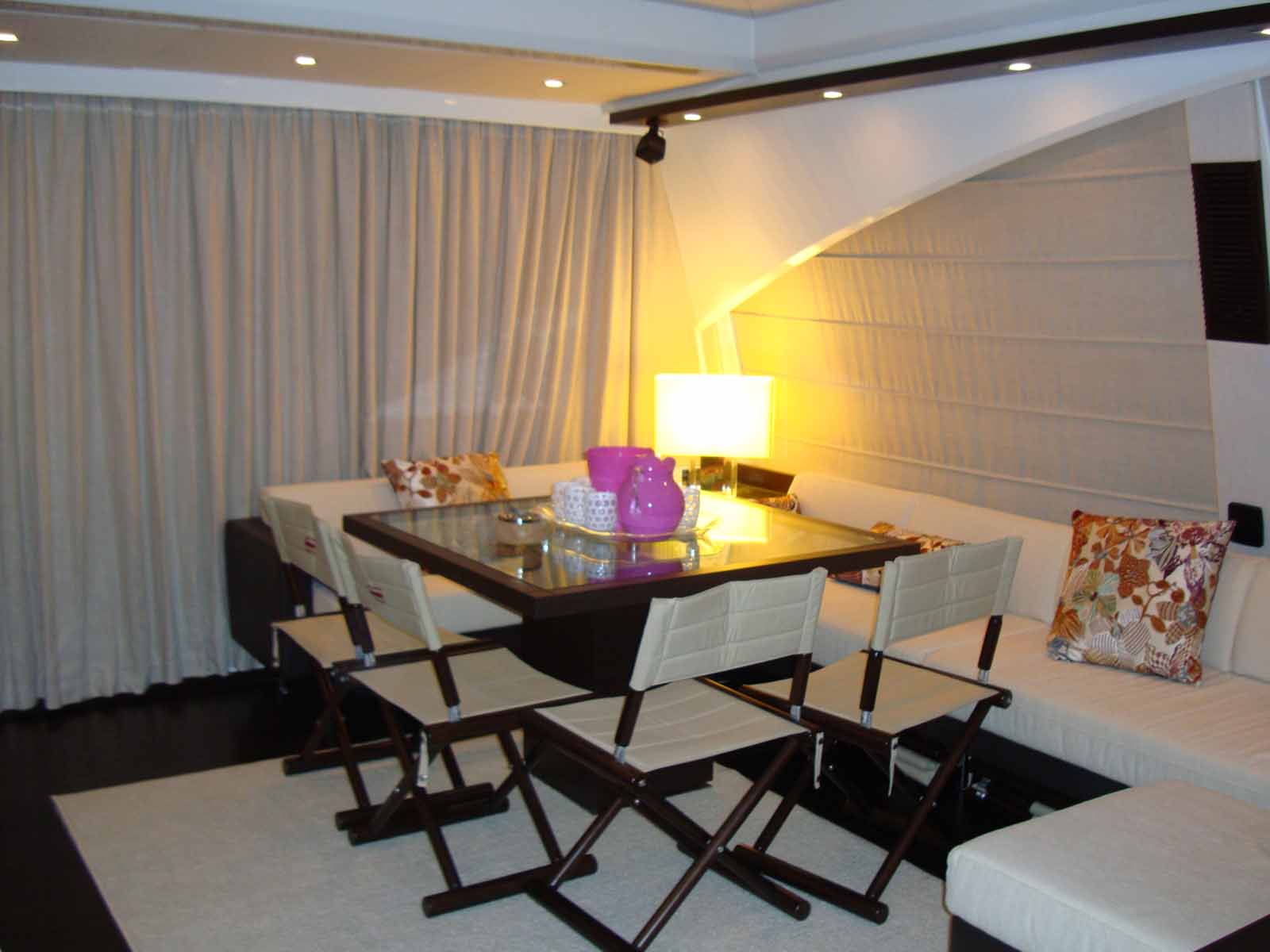 Yacht MR LOUIS -  Dining.jpg