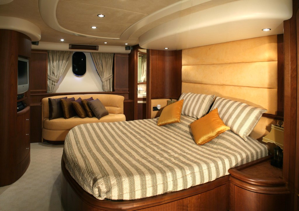 Yacht Mi Champion -  Master Cabin.jpg