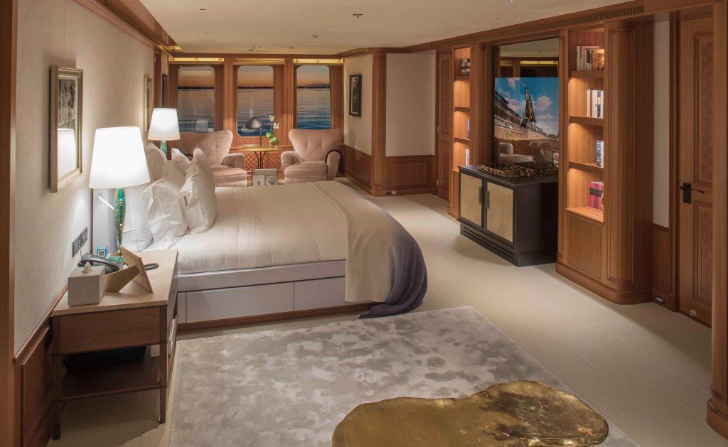 Yacht SAMADHI - Master suite.jpg