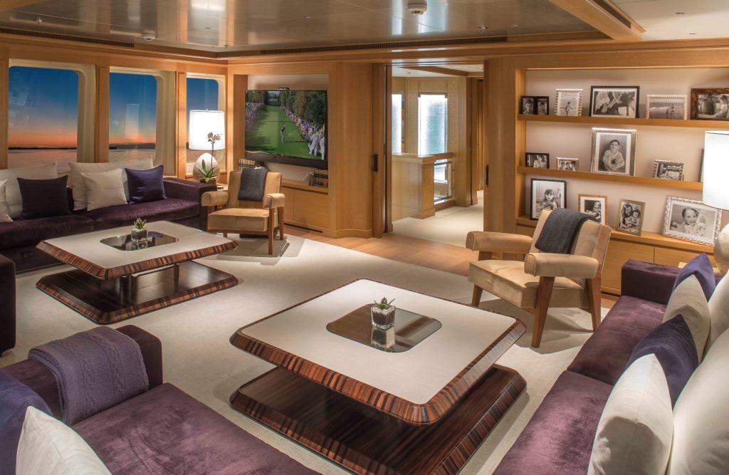 Yacht SAMADHI - Upper salon.jpg