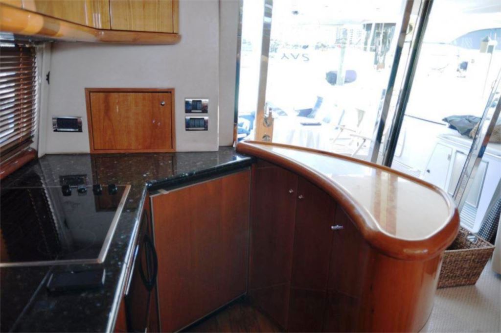Yacht SAYANORA -  Galley 2.jpg