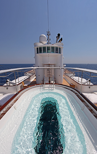 Yacht SHERAKHAN -  Swimming Pool.jpg