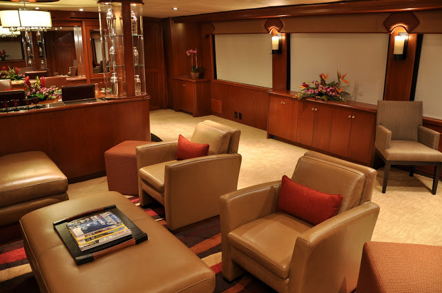 Yacht SOLSTICE I -  Salon 2.jpg
