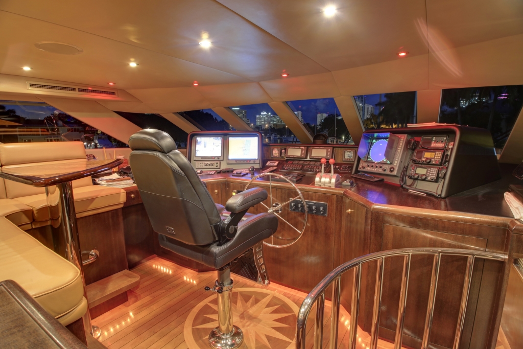 Yacht SUNDAY MONEY - 011.JPG