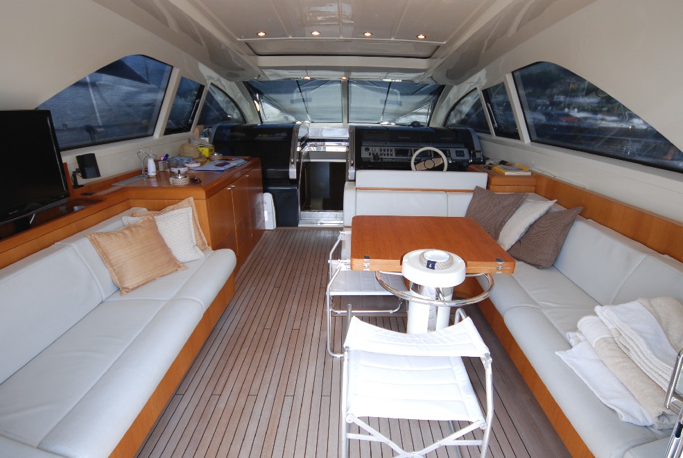 Yacht TEONE - Deck Salon.jpg