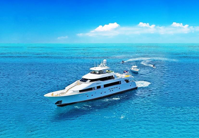 Yacht TRISARA -  Main.jpg