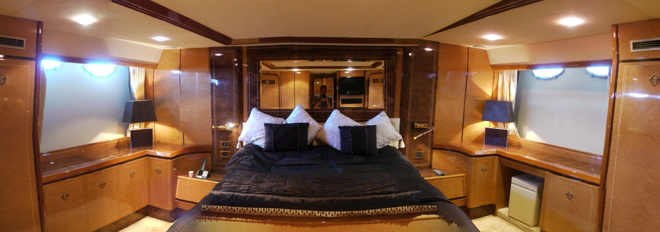 Yacht The Bridge -  Master Cabin.jpg