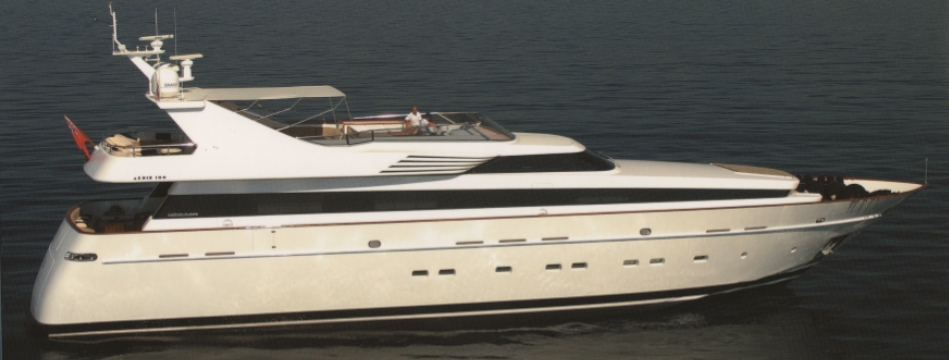 Yacht UNICA - Main.jpg