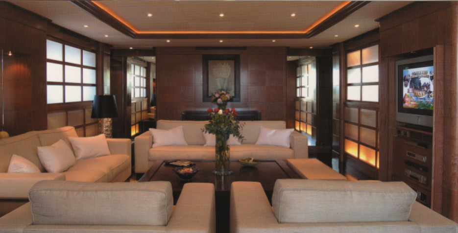 Yacht UNICA - Salon.jpg
