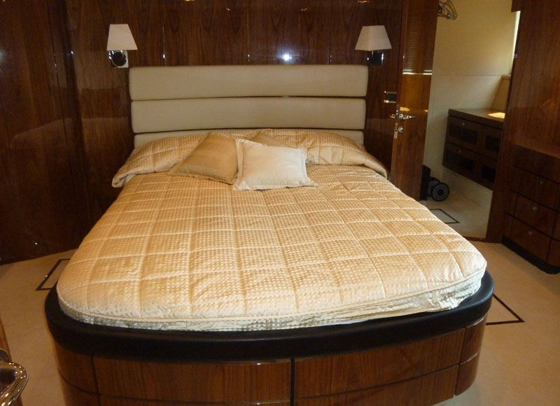 Yacht XCHE -  Master Cabin.jpg