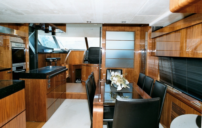 Yacht XCHE -  Salon Dining.jpg