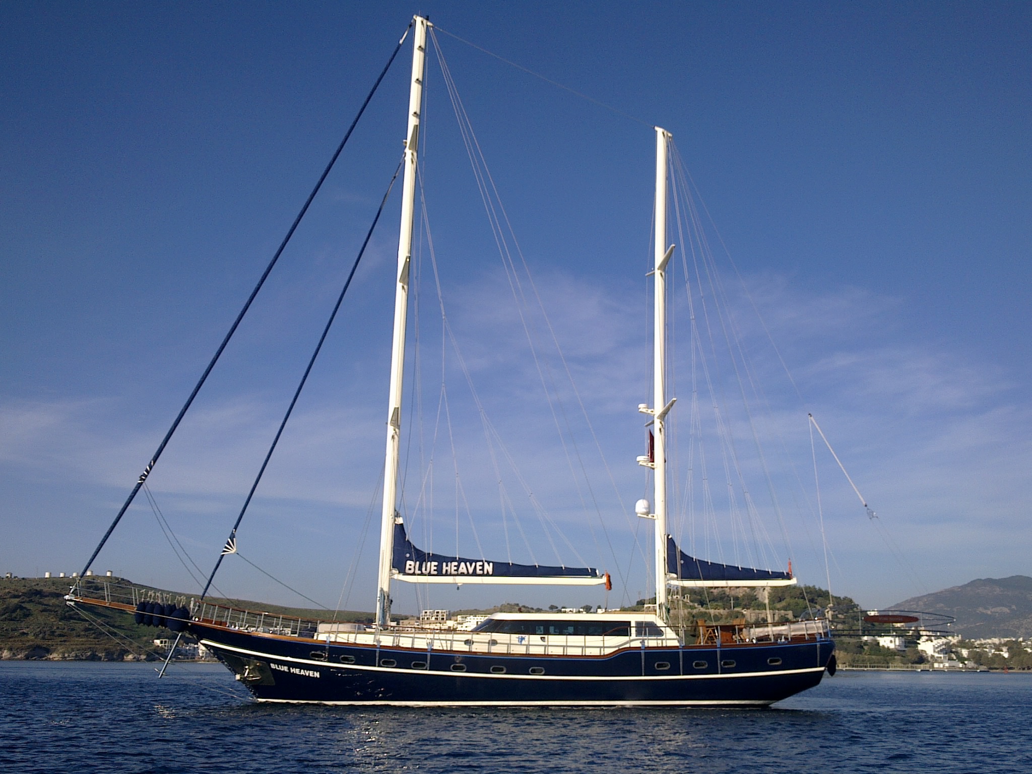 Yacht-6841-6.jpg