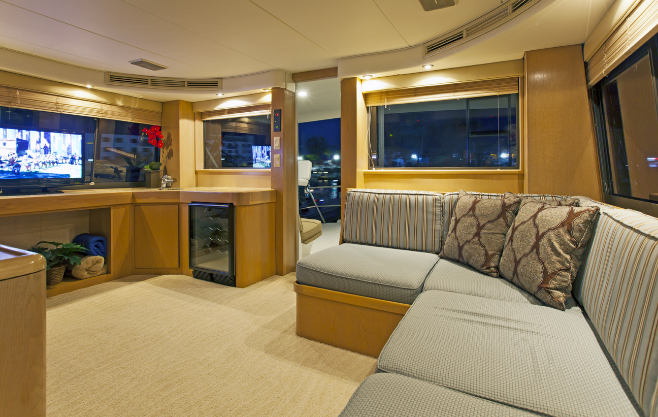 Yacht-6880-11.jpg