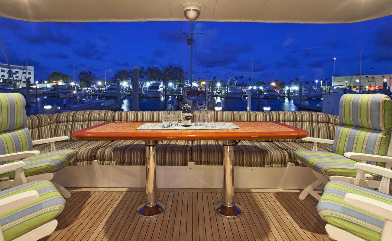 Yacht-6880-12.jpg