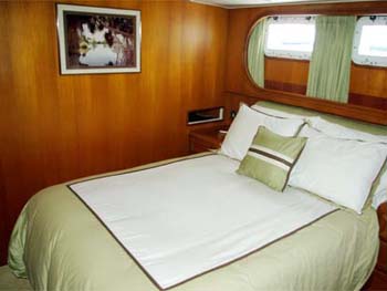 Yia Sou - Guest Queen Cabin.jpg