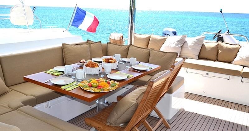 ZYLKENE - Aft deck dining.jpg