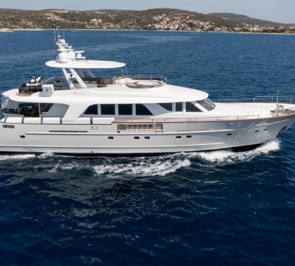 Mulder 94 Voyager Super Yacht FIREFLY Launch