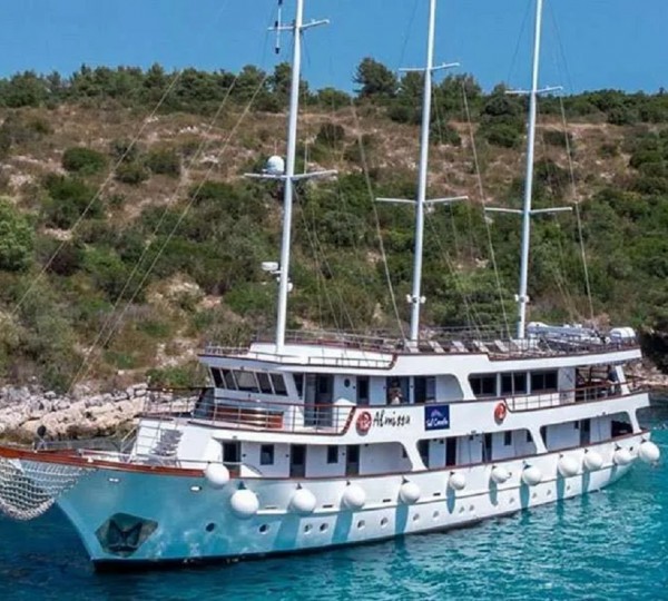 The Best of 2015 Cannes Yachting Festival