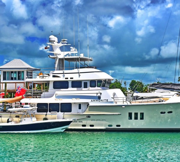 Video: Nordhavn 86 super yacht KOONOONA departing Hong Kong