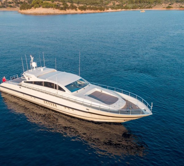 Luxury charter yacht ARIANNA nominated for International Yacht & Aviation Award 2013