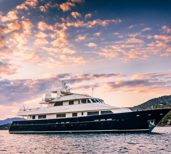36M Motor Yacht CHARISMA Available for New Year’s in the Bahamas with No Repositioning Fees