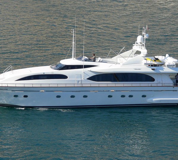 Video: Classic sailing yacht NEORION (ex Green Seagull) designed by Olivier van Meer