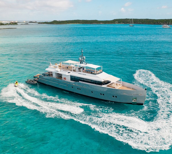 Vc Metalwork fabricates galley for Riza Tansu motor yacht BARTENDER