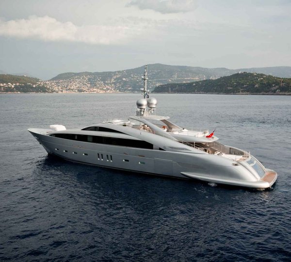 Highly Innovative 75M Ultra-Tech Fuel-Cell Yacht SWATH 75 concept by Andrea Vallicelli and Fincantieri