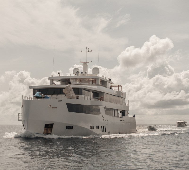 Luxury Yacht WHITE PEARL