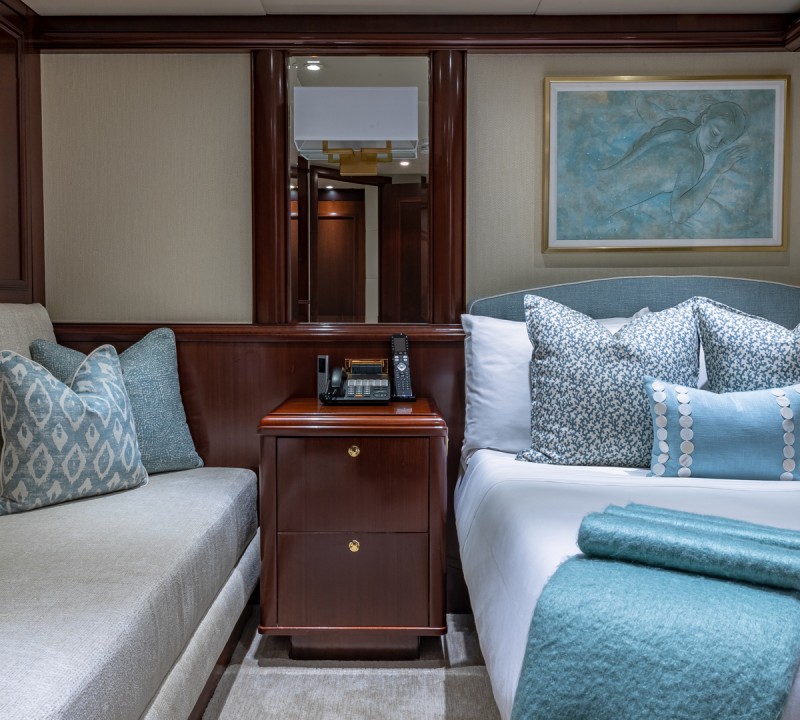 Guest cabin