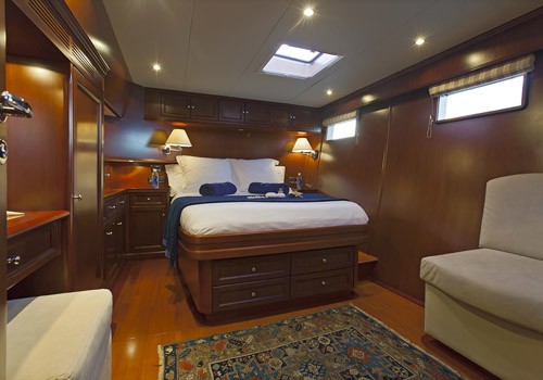 The 21m Yacht NAHEMA IV